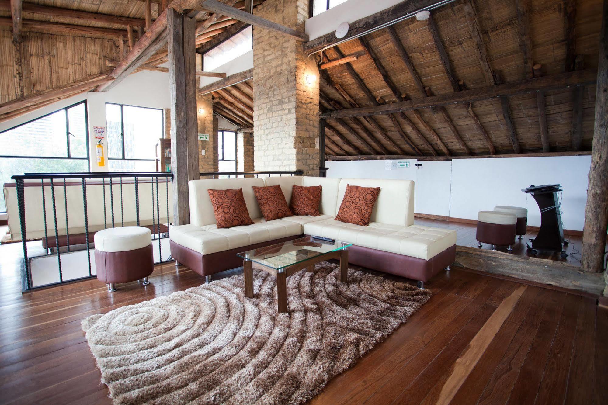 Arche Noah Boutique Hostel Bogota Ngoại thất bức ảnh
